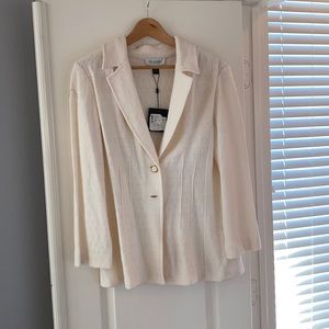St. John white knit jacket-size 14